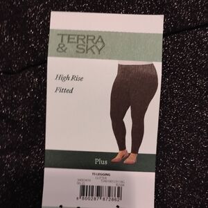NWT Terra & Sky Women's Plus Sparkly Black Leggings Size 0X